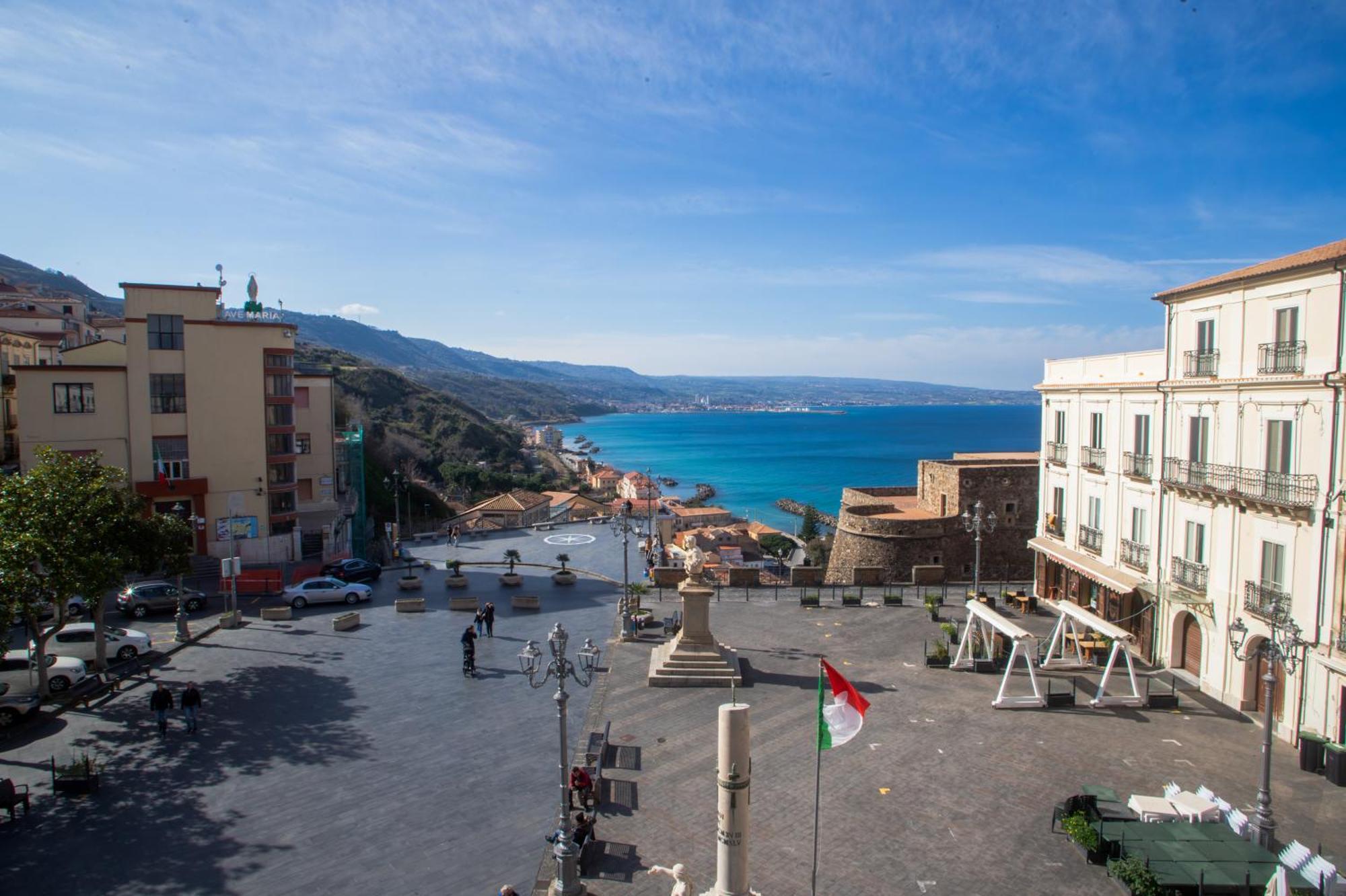 Hotel Della Piazza Pizzo  Exteriér fotografie